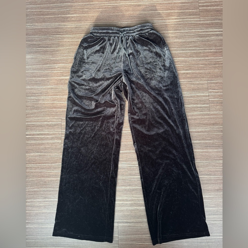 SHEIN Black Velvet Pants